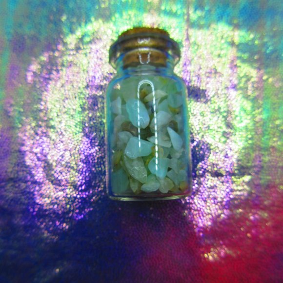 Peruvian Opal Gemstone Chips In A Bottle Embellishments Natural - Picture 3 of 3
